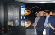 让文物“活”起来！OLED透明展示柜带你领略文化魅力！