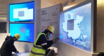 柔性OLED：让弧形墙面「活」起来的艺术革命