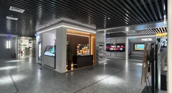 OLED透明屏厂家排名：综合评述与推荐