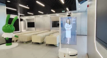 移动AI数字人透明屏落地科研基地：从规划路线到实时对话，一场智能服务的“升维”实验