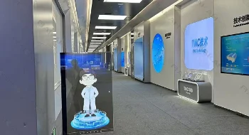 通威传媒 | 移动AI数字人透明屏