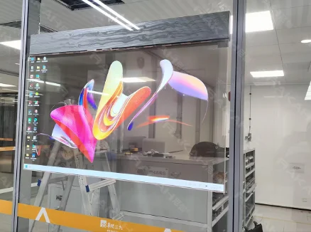 华润三九药业总部办公区走廊玻璃隔断OLED透明屏显示系统